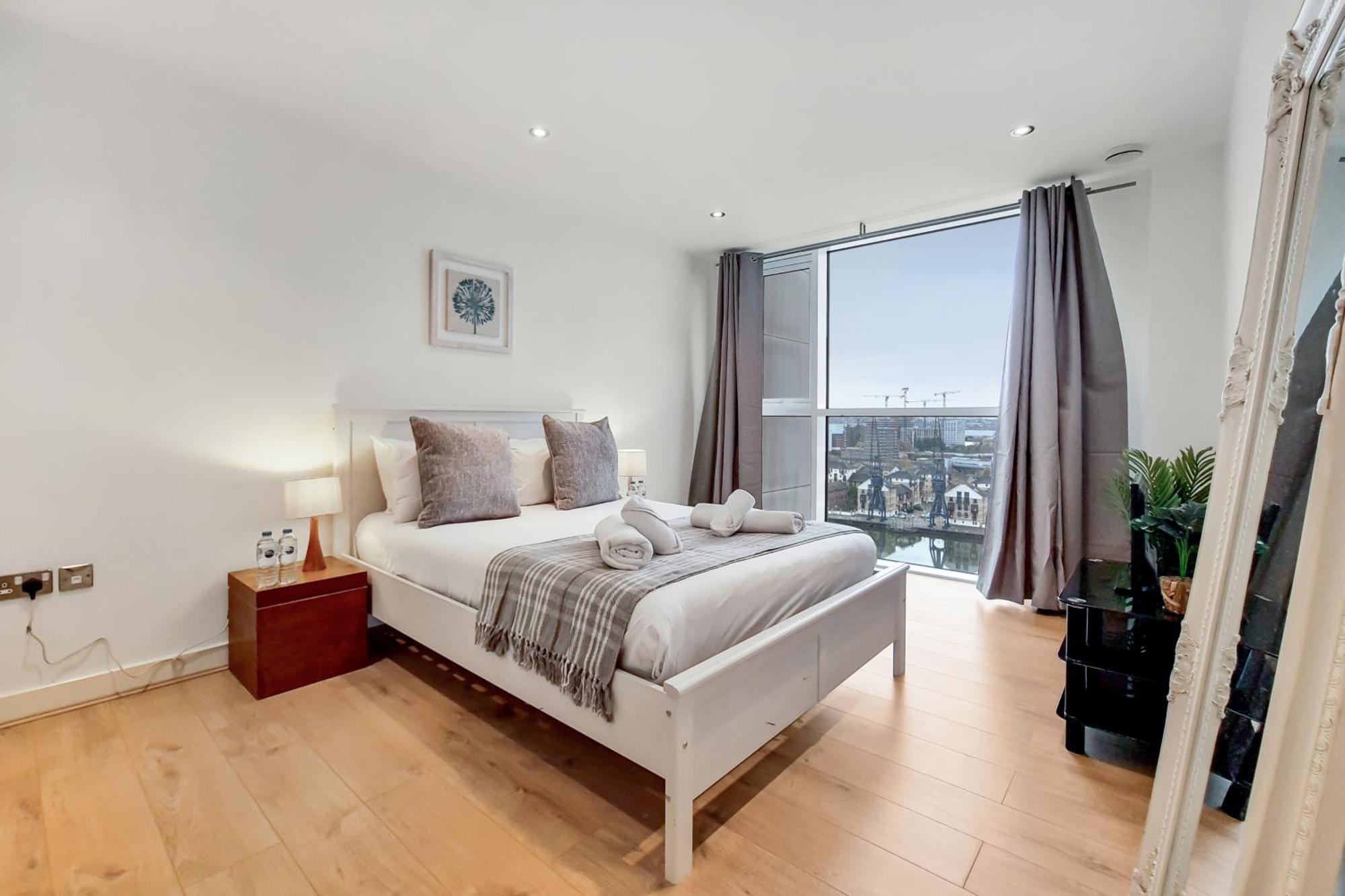 Deluxe Two Bed Apartment With River & City View Londýn Exteriér fotografie